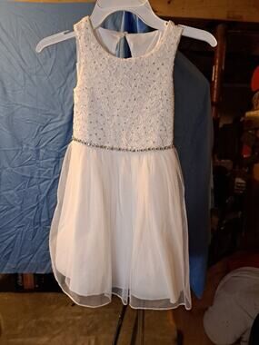 Speckless Girls Size 4 White Dress